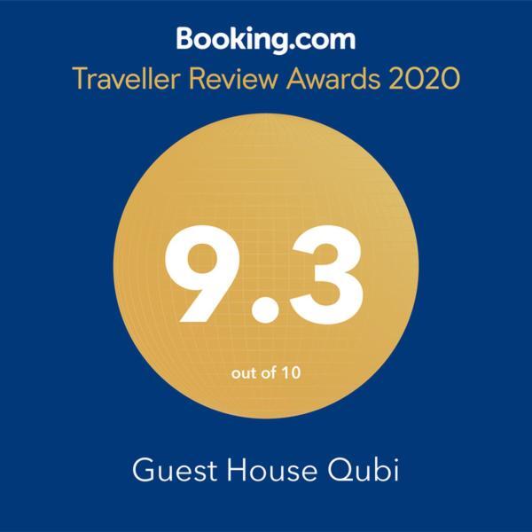 Guest House Qubi Kazbegi Eksteriør billede